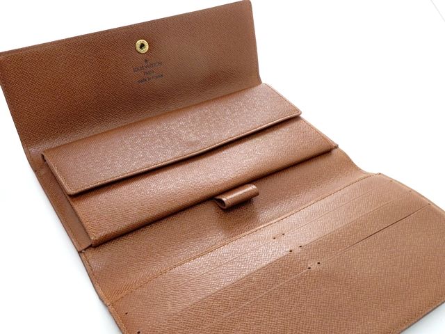 LOUIS VUITTON ルイ・ヴィトン ポルトトレゾール・インターナショナル