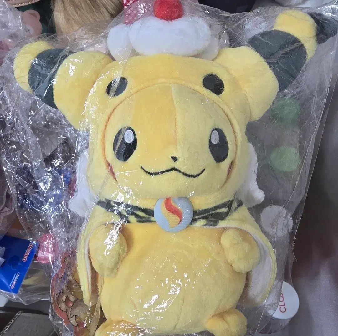 MEGA 전룡 ポンチョ ピカチュウ ポンチョ ピカチュウ