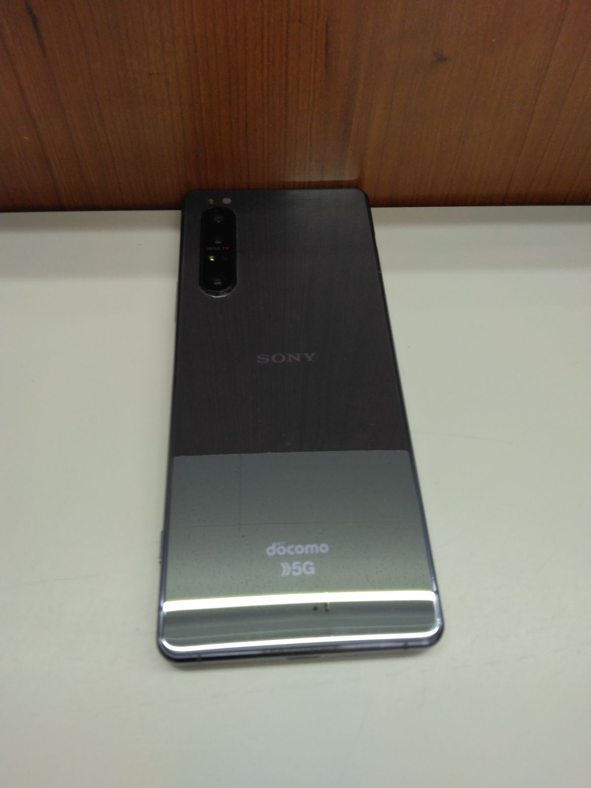 中古 Xperia 1 II SO-51A docomo パープル - メルカリ
