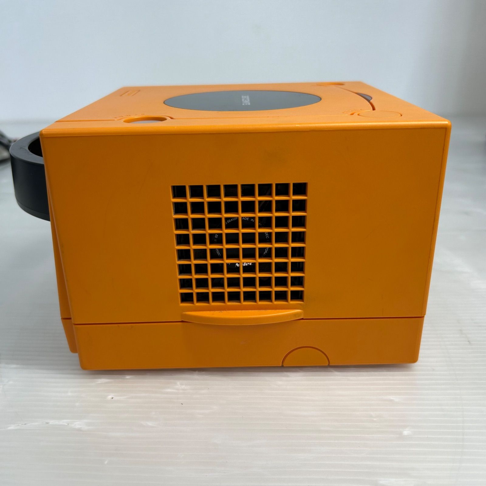 ☆ゲームキューブ GAMECUBE ☆DOL-001 Nintendo ニンテンドー オレンジ