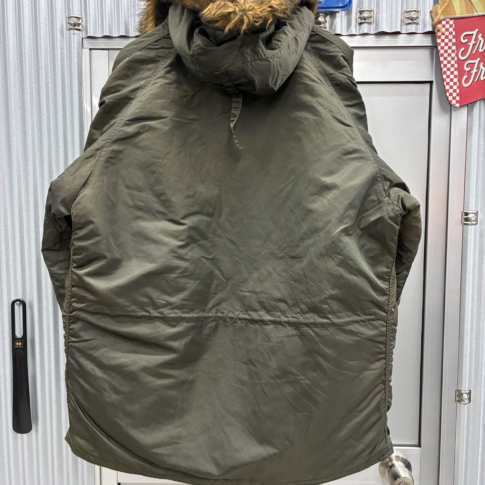 ALPHA INDUSTRIES N-3B フード付 フライトジャケット カーキ - メルカリ