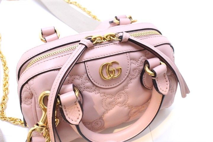 GUCCI グッチ GGマトラッセ 702251 ショルダーバッグ レザー ピンク