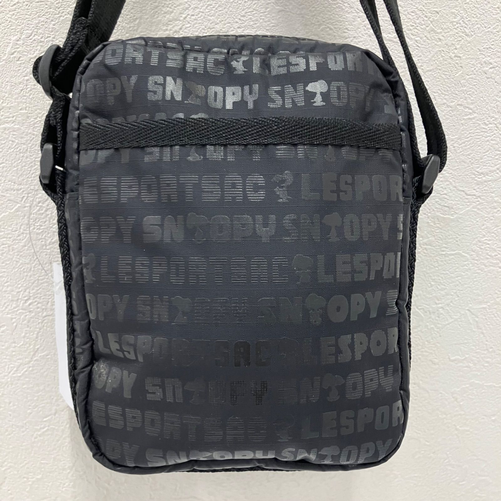 Lesportsac スヌーピー ミニショルダー スヌーピー ショルダーバッグ黒 