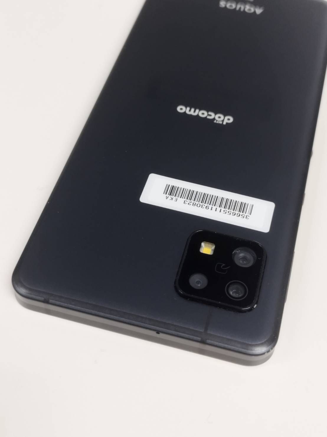 美品】AQUOS sense6 SH-54B/64GB/Android/ブラック - メルカリ
