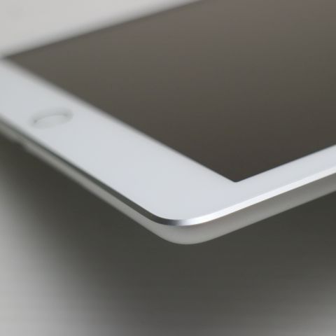 新品同様 iPad 第6世代 Wi-Fi 32GB シルバー タブレット 即日発送