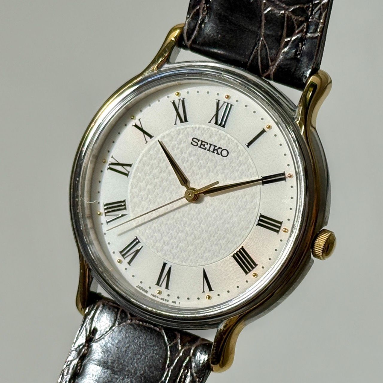 SEIKO セイコー 7N01-0BR0　ステンレス　クオーツ　時計　ゴールド×シルバー　KG194