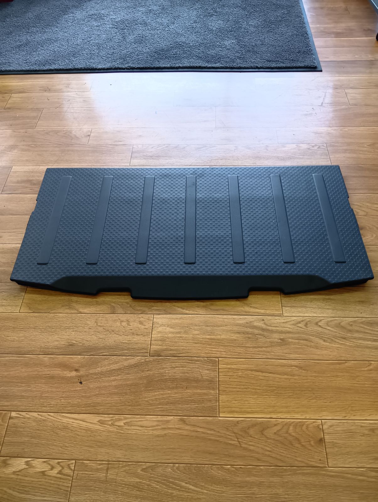 ダイハツ ウェイク LA700 トランクボード テーブル デッキボード