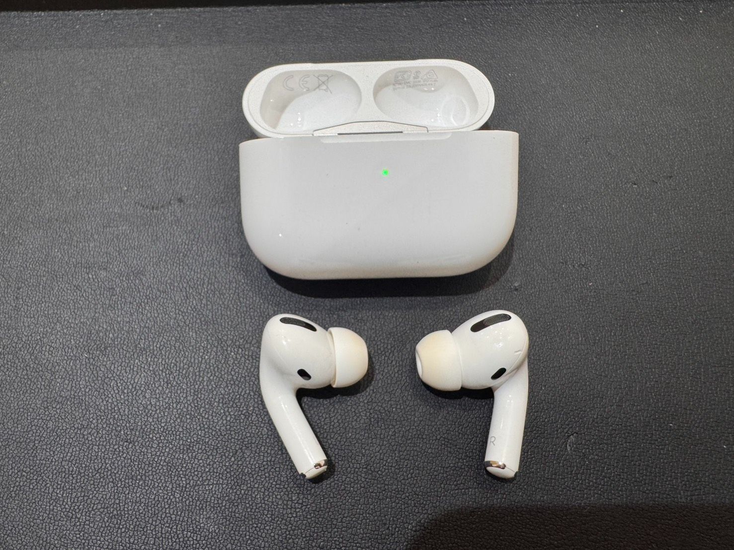 Apple 「AirPods Pro（第1世代）」 初期化 動作確認済み - メルカリ