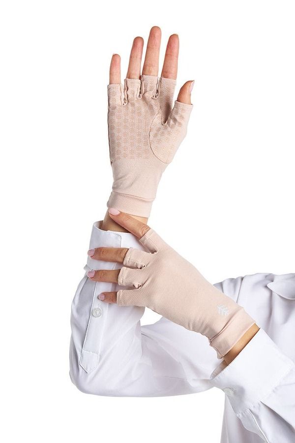 クーリバー レディース アクセサリー 手袋 Coolibar Ouray Fingerless UV Sun Gloves UPF 50 Sun Protection Pale Khaki カーキ