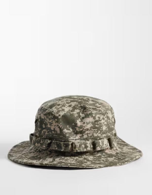 エイソス メンズ アクセサリー 帽子 ASOS DESIGN pixelated camouflage bucket hat Khaki カーキ