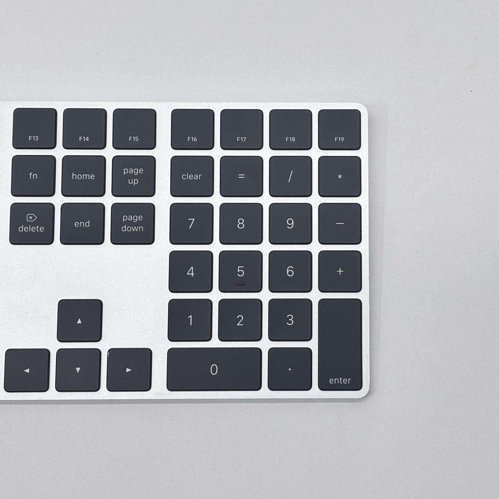 Apple Magic Keyboard A1843 US配列 テンキー付 中古 - メルカリ