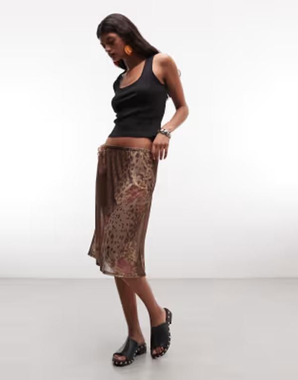 リクレイム ヴィンテージ レディース ボトムスカート アニマル柄 フラワー柄 プリント フラワー Reclaimed Vintage awkward length slip skirt in flor