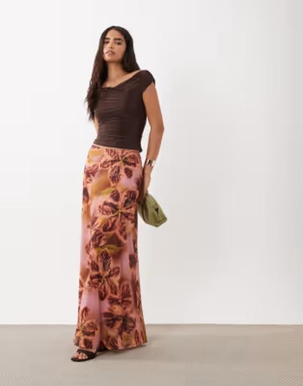 エイソス レディース ボトムスカート フラワー柄 プリント マキシ フラワー ASOS DESIGN printed stretch full hemaxi skirt and pink floral