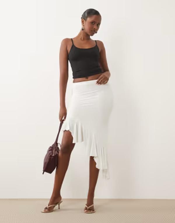 ミッシーエンパイア レディース ボトムスカート アシンメトリー Missyempire slinky asymmetric godet hemidaxi skirt in cream クリーム