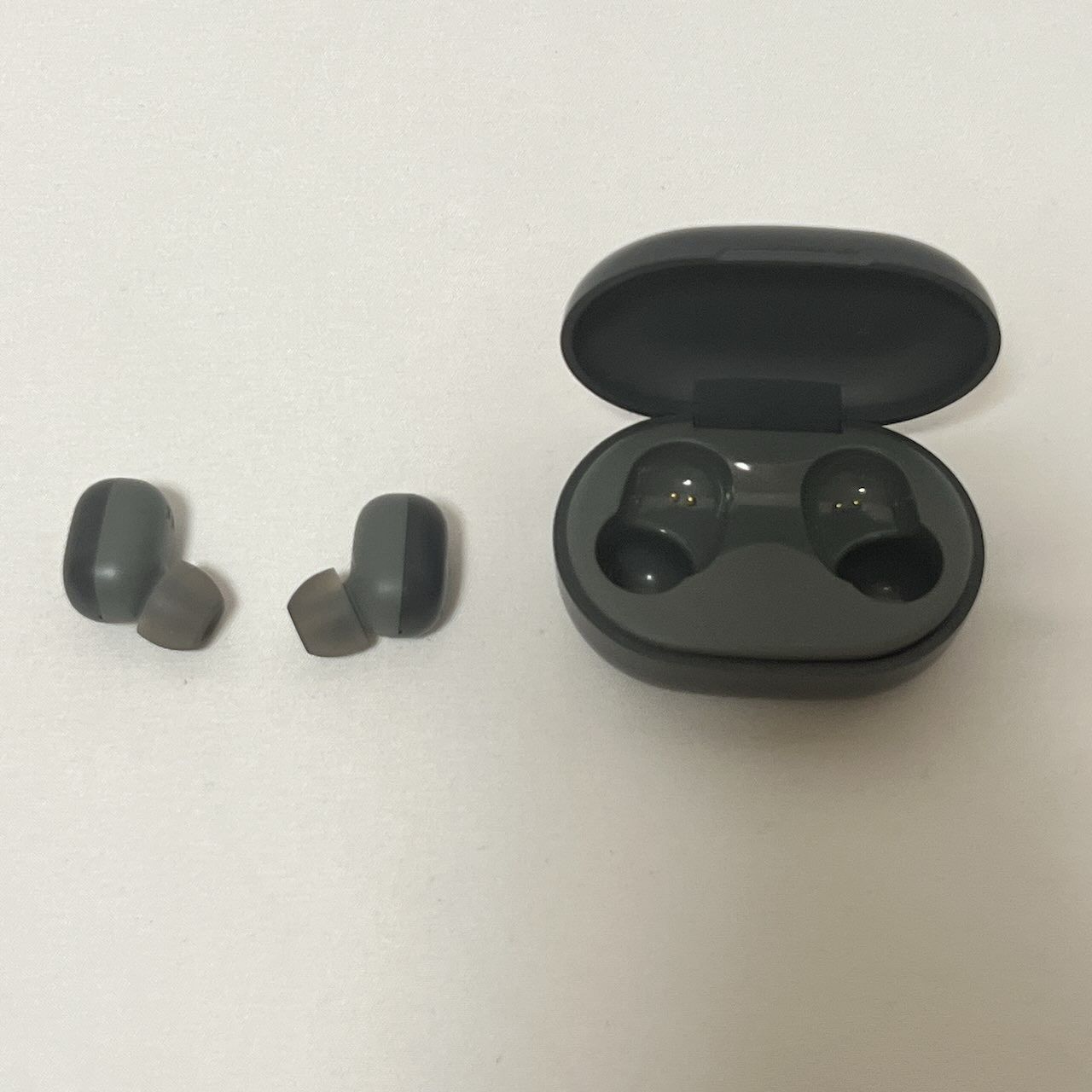 https://assets.mercari-shops-static.com/-/large/plain/2JUTKv4sA3R6fRyouHXAXf.jpg@jpg