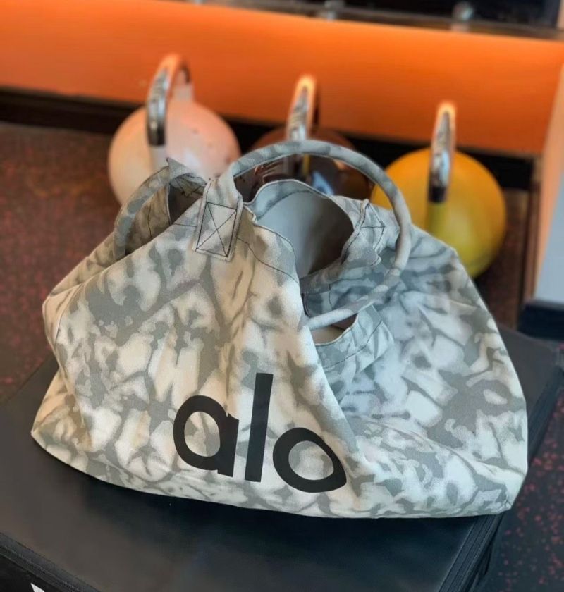 新品未開封 アローヨガ ALO Yoga トートバッグ ヨガバッグ ジムバッグ