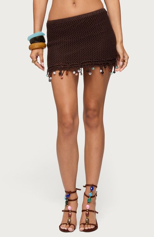 アディクテッド レディース ボトムスカート ミニット フリンジ EDIKTED Zeinabead Fringe Knit Miniskirt BROWN ブラウン