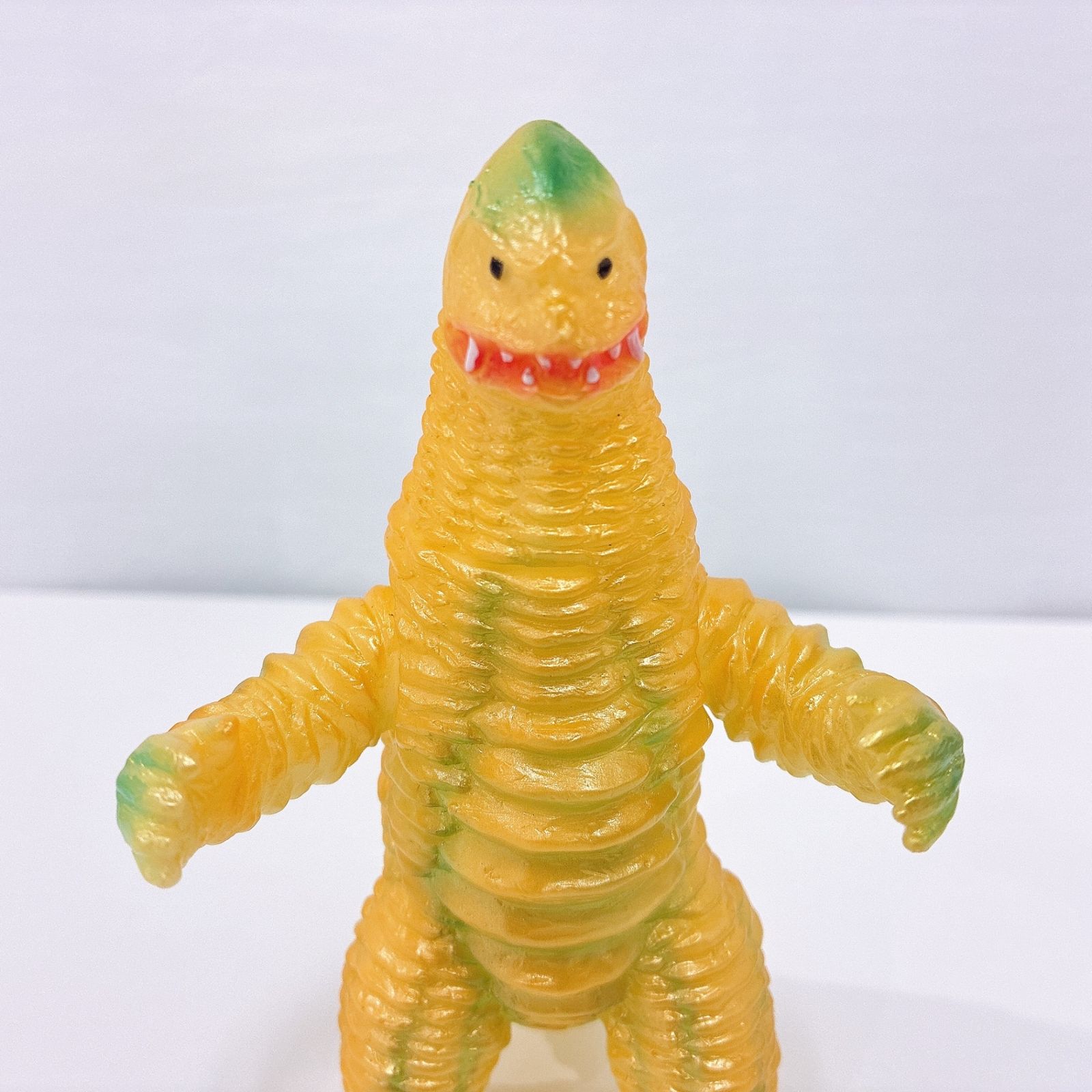 ヤモマーク 大怪獣シリーズ レッドキング 蓄光成型 ソフビ - メルカリ