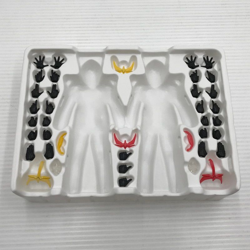 中古品】 S.H.Figuarts 真骨彫製法 ウイングマン デルタエンドセット