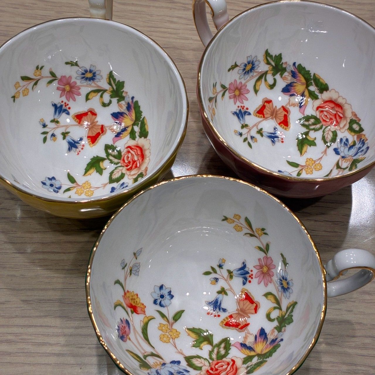 美品】Aynsley（エインズレイ）コテージガーデン カップ＆ソーサー 3客