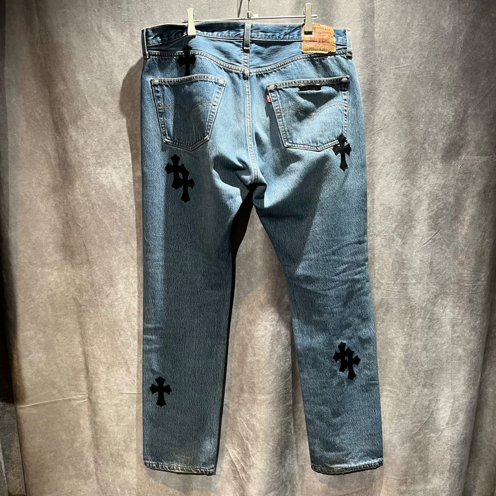 クロムハーツ　リーバイス　デニム クロムハーツ デニムパンツ リーバイス501 クロスパッチ インディゴ