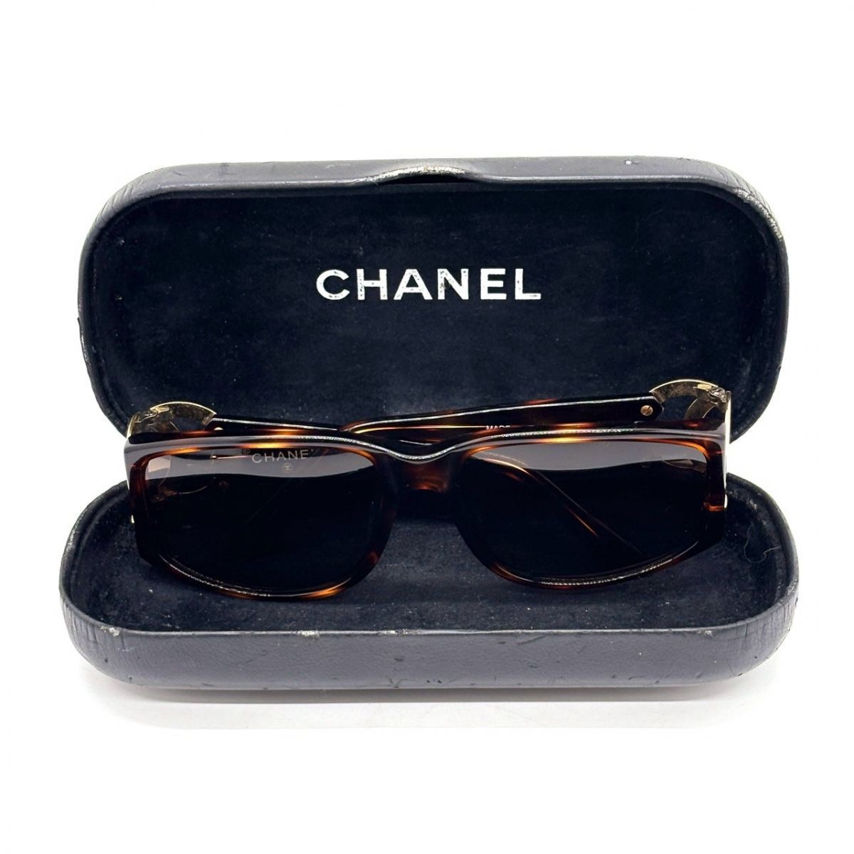 アイコニックな輝きを纏う】 CHANEL サングラス ココマーク べっ甲柄