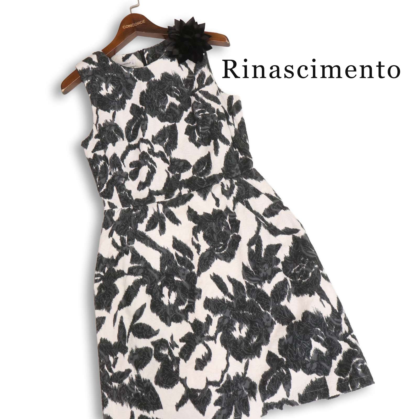 イタリア製☆ Rinascimento リナシメント 春夏 コサージュ♪ 花柄
