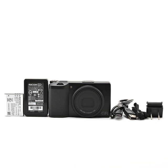 美品＞ RICOH GR III｜高級コンパクトデジタルカメラ｜シャッター回数