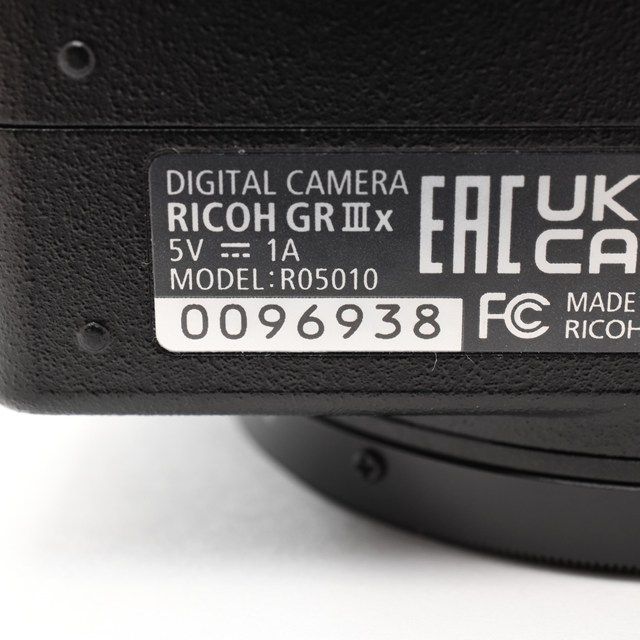 美品＞ RICOH GR IIIx｜高級コンパクトデジタルカメラ｜シャッター数