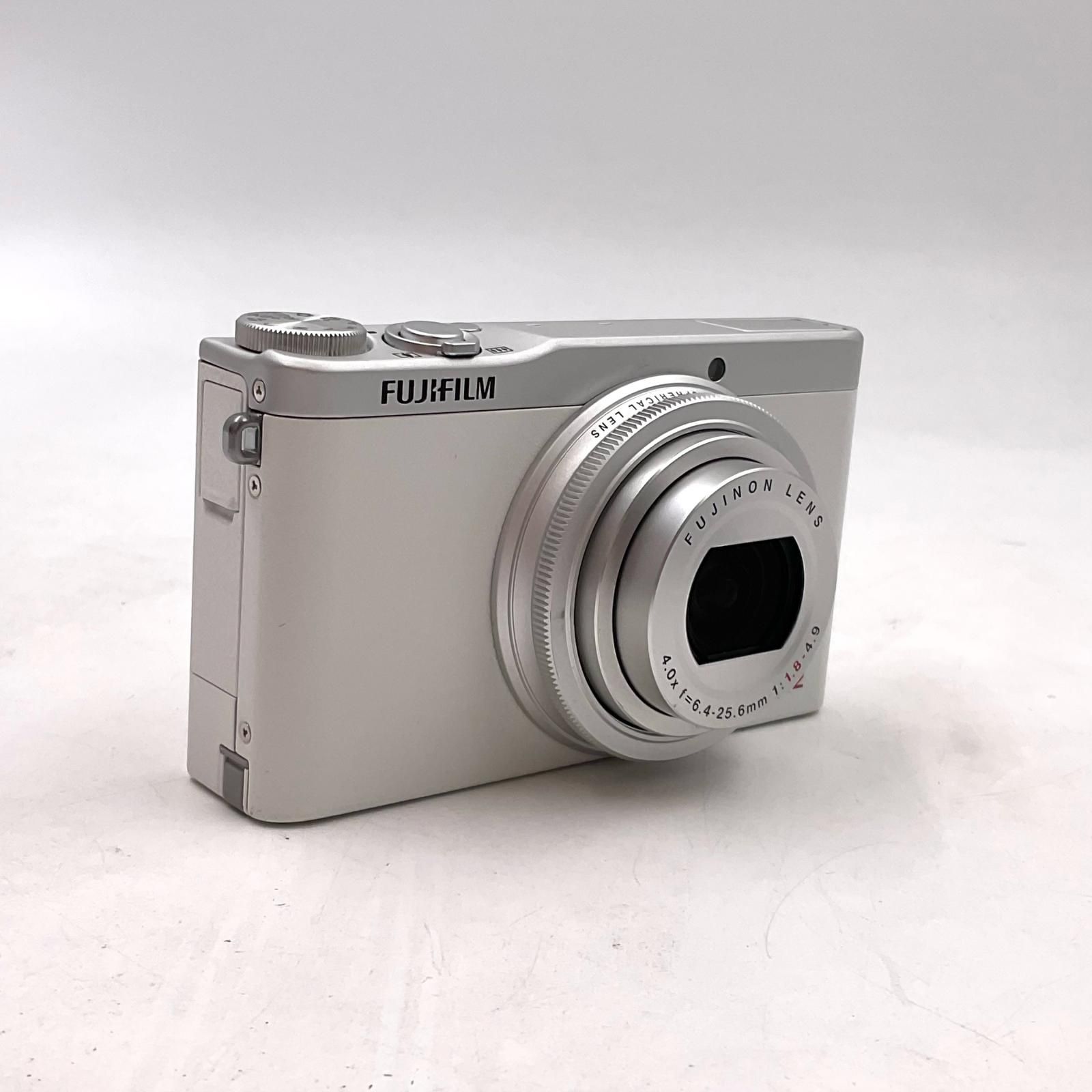 【全額返金保証】【最速発送】FUJIFILM コンパクトデジタルカメラ XQ2 WHITE ホワイト 動作確認済 全額返金保証】【最速発送】FUJIFILM コンパクトデジタルカメラ XQ2