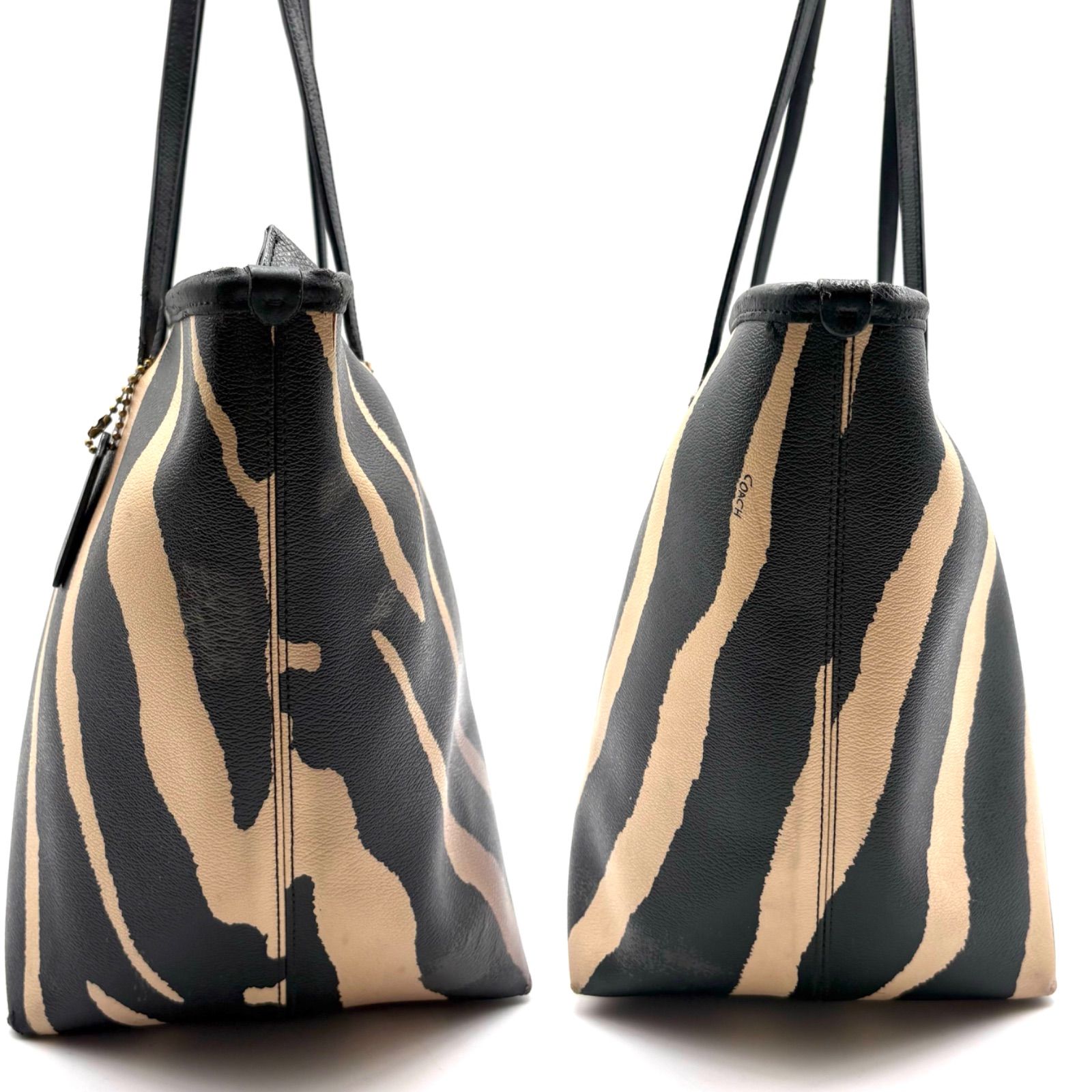 COACH y2k Zebra Print Taxi Zip Tote Bag Charm F34654 コーチ ゼブラ