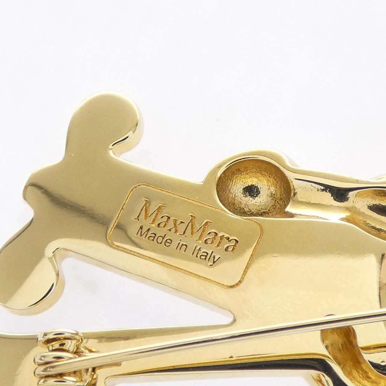マックスマーラ Max Mara ブローチ(やや傷や汚れあり) 中古・真贋鑑定