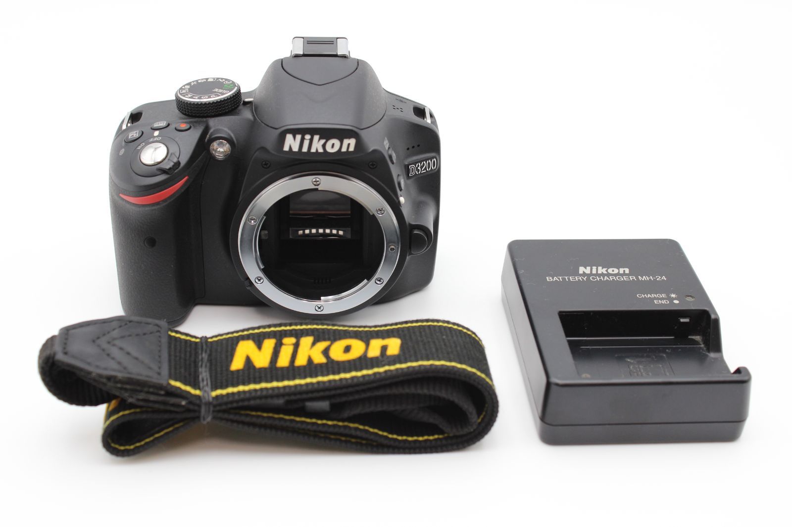 ≪極上品≫ Nikon デジタル一眼レフカメラ D3200 ボディー ブラック #20260721-0097