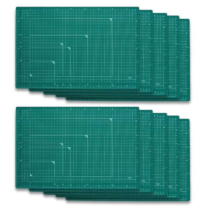 【新品】 プラス カッターマット カッティングマット 両面 A3 300×450mm グリーン 10枚 CS-A3 48-584 ×10