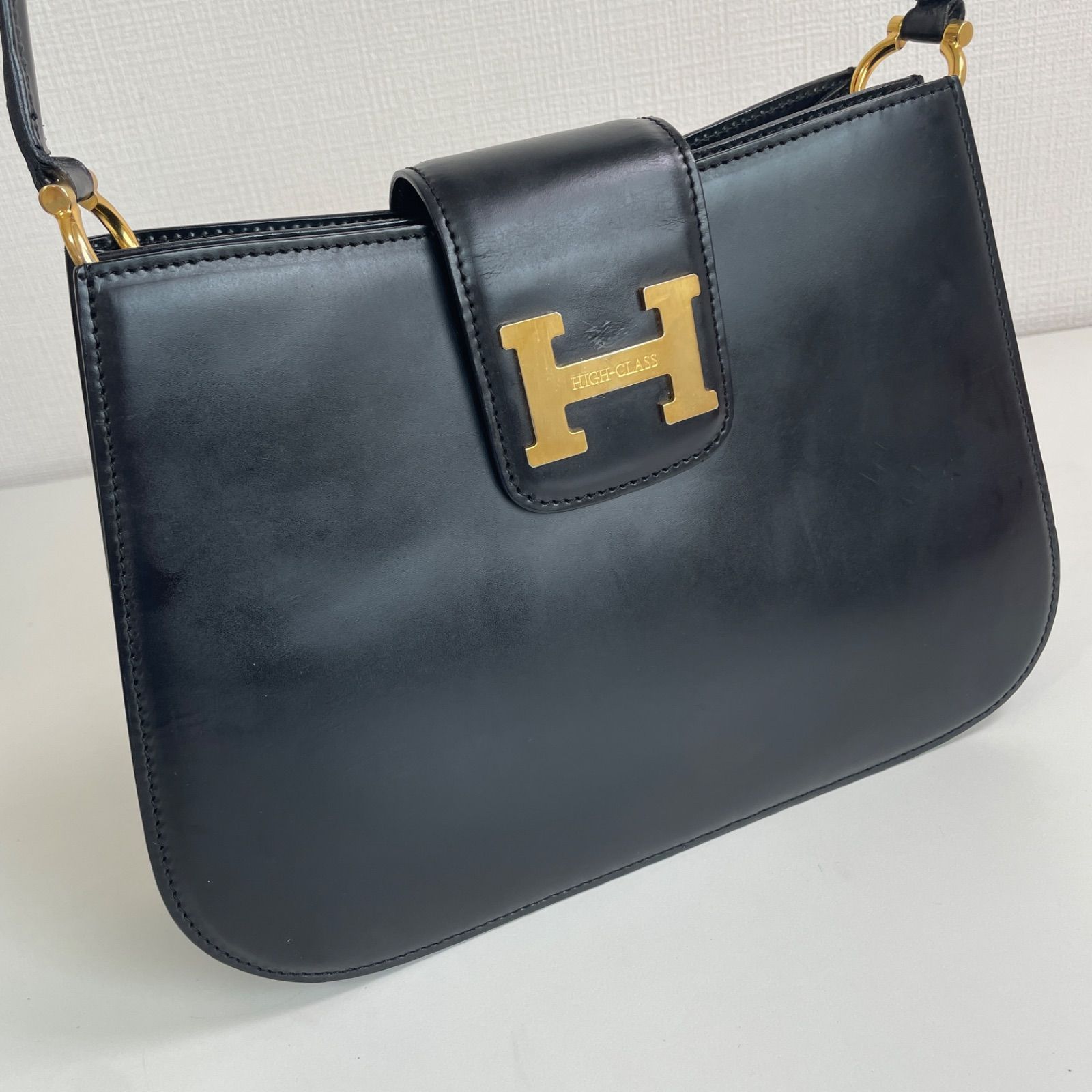 High-Class ハンドバッグ ブラック ゴールド金具 ショルダーバッグ