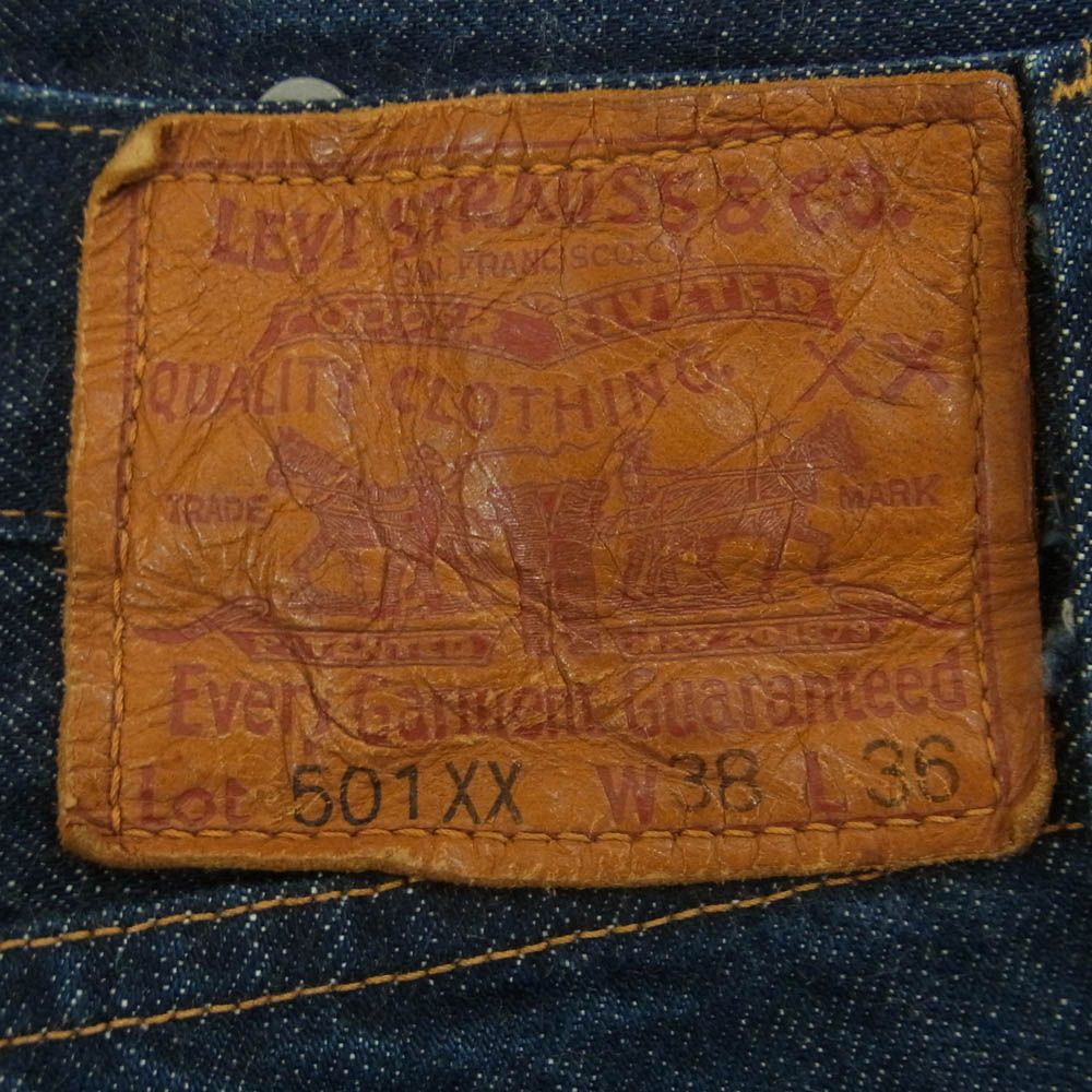 Levi's リーバイス 33501-0017 501XX VINTAGE CLOTHING ヴィンテージ クロージング シンチバック 赤耳 セルビッチ ボタンフライ デニム パンツ インディゴブルー系 W38 L36【中古】 Levi's リーバイス 33501-0017 501XX VINTAGE CLOTHING ヴィンテージ