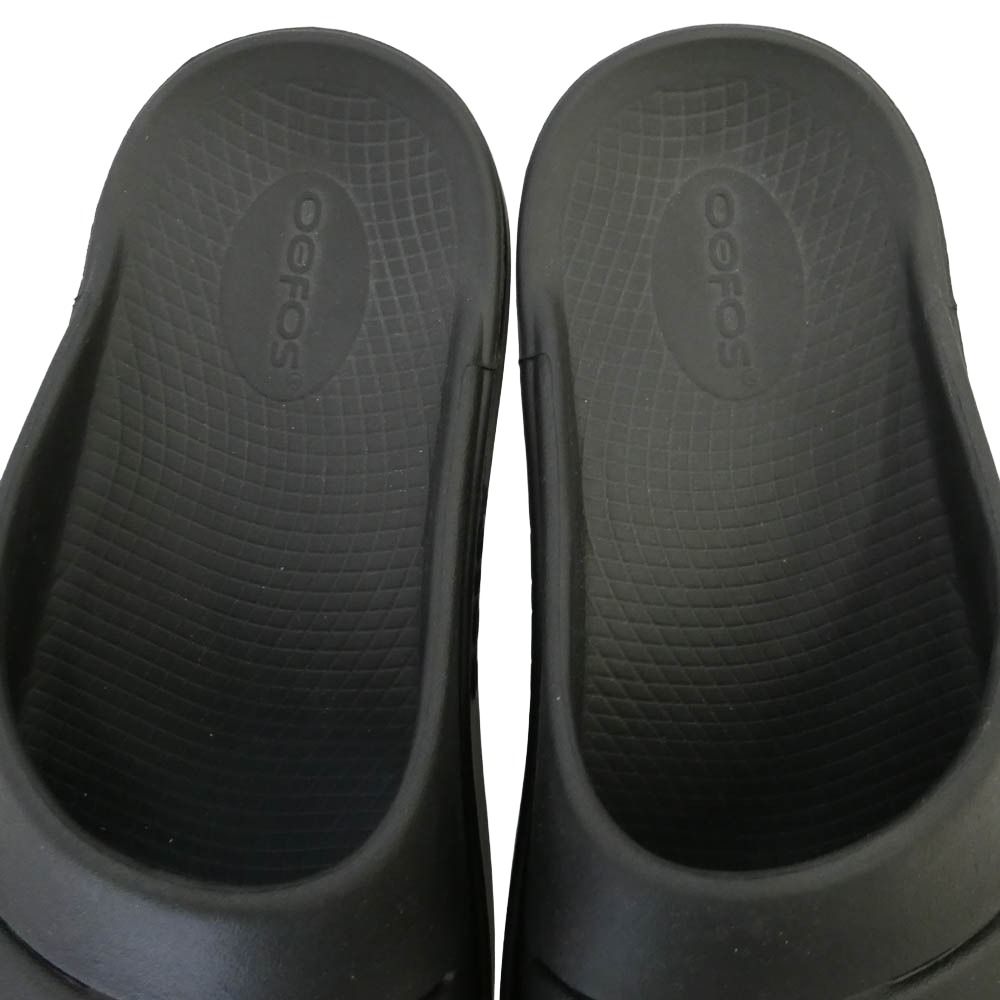 ウーフォス OOFOS Ooahh リカバリーサンダル ブラック系 EU40【中古