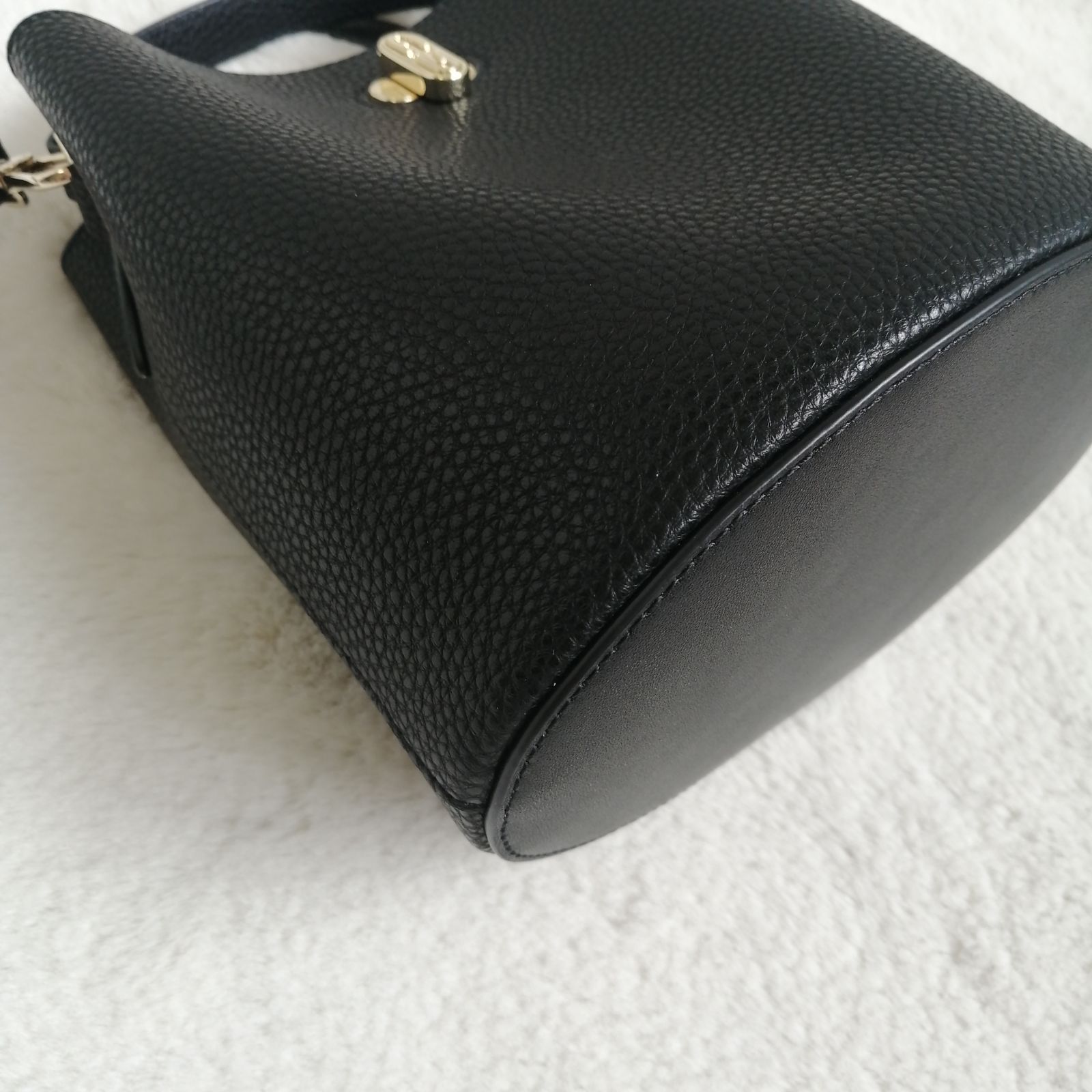 美品☆フルラ ショルダーバッグ ダナエ 2way ハンドバッグ バゲット