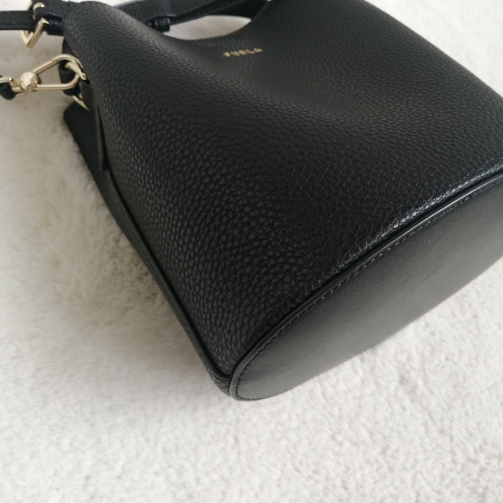 美品☆フルラ ショルダーバッグ ダナエ 2way ハンドバッグ バゲット