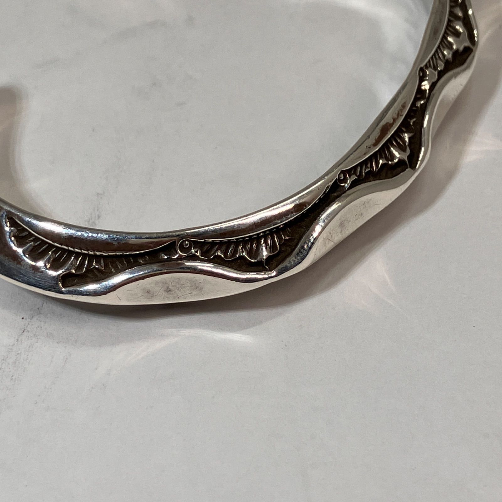 K&M BILL NAVAJO ナバホ族 シルバーバングル 湘南台店 - メルカリ