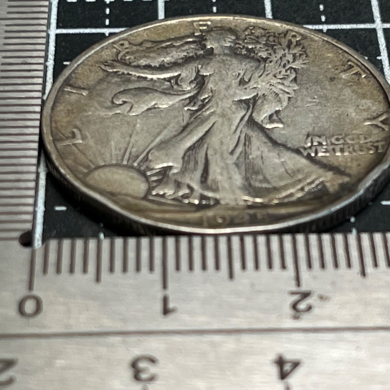 銀貨】1945年 アメリカ ハーフダラー銀貨 ウォーキング・リバティ 90
