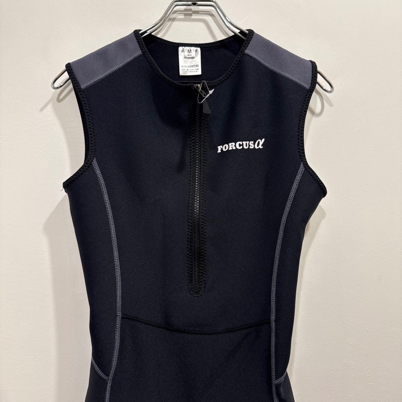新品未使用 フォーカスアルファ(FORCUS α)男性用 保温水着 メンズ