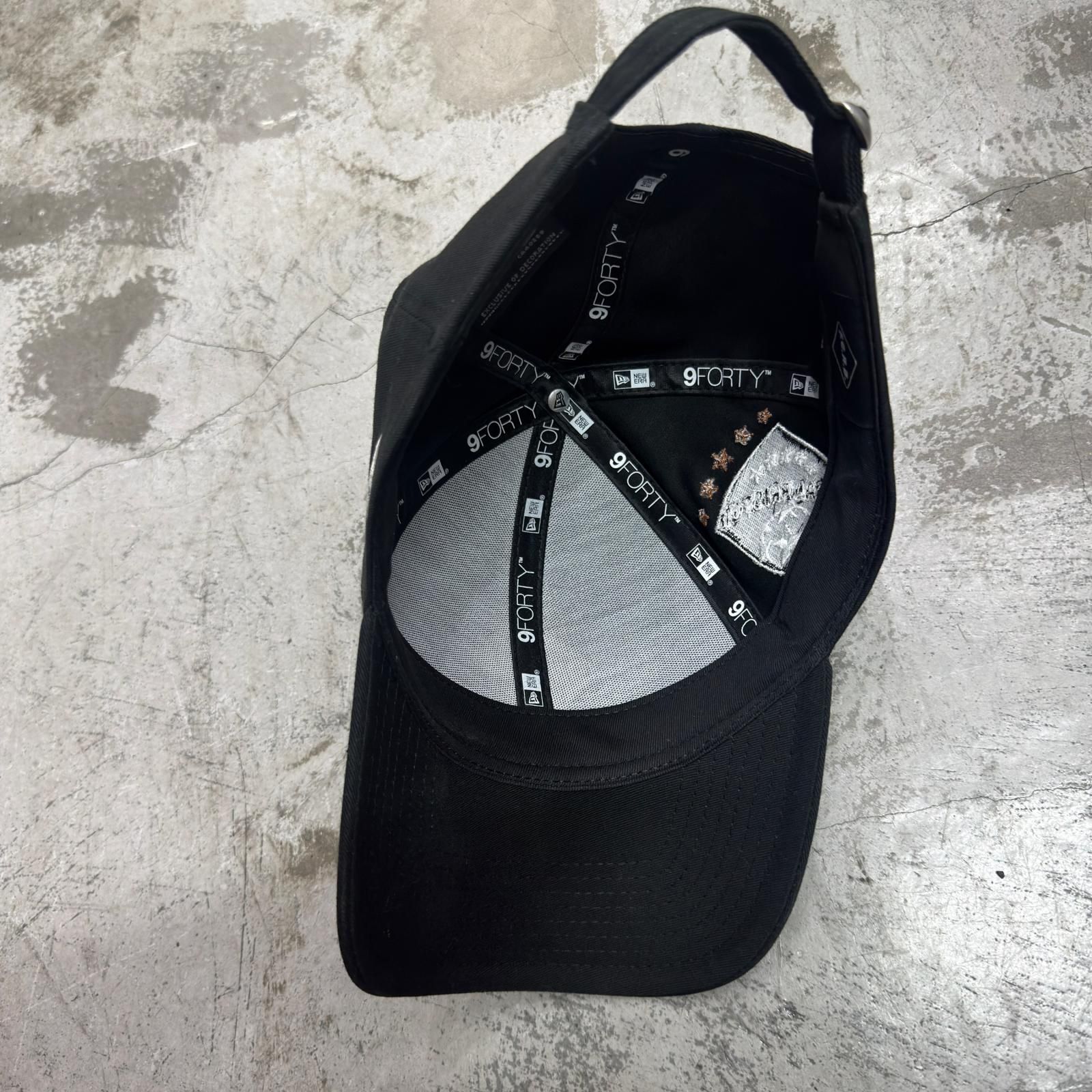 F.C.Real Bristol 26SS NEW ERA CHAMPIONS 9FORTY CAP エンブレム