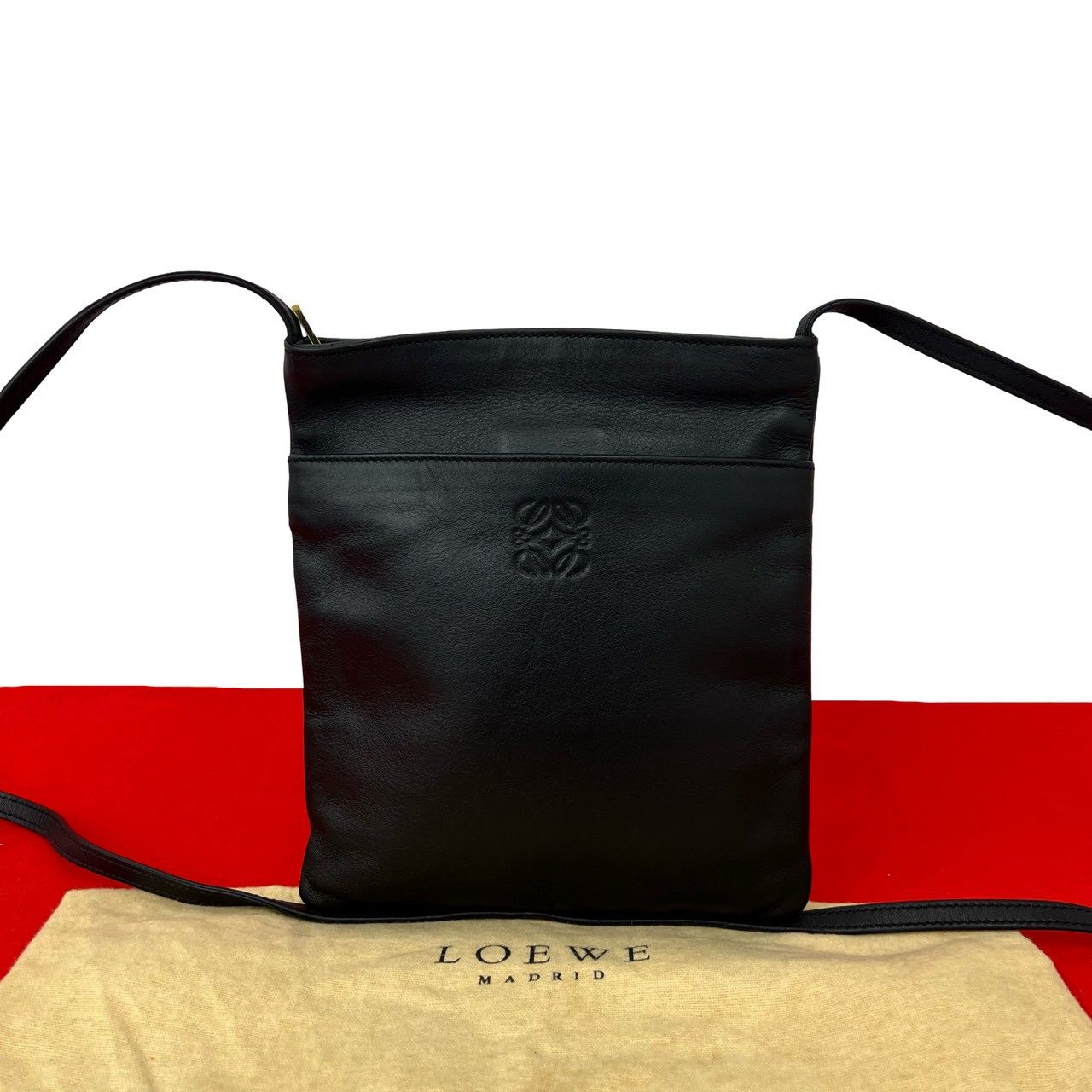 極 美品 保存袋付き LOEWE ロエベ アナグラム 型押し レザー 本革 ミニ
