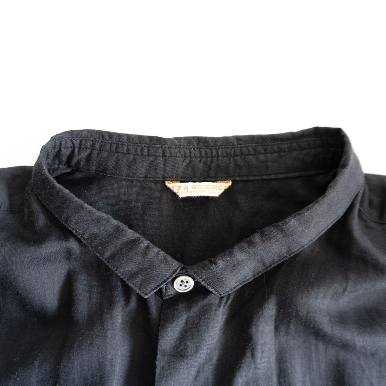 美品】 ARTS&SCIENCE 【バック ギャザー シャツ】3 ブラック アーツ