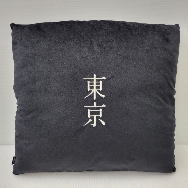 BlackEyePatch クッション 中古品】 BLACKEYEPATCH ブラックアイパッチ OG LABEL VELOUR CUSHION