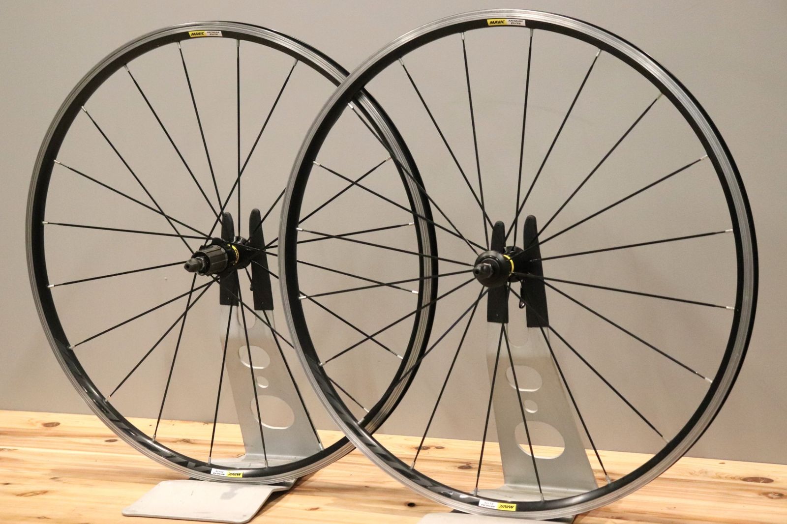 MAVIC AKSIUM ELITE マヴィック アクシウム エリート前後セット マヴィック MAVIC アクシウム エリート AKSIUM ELITE アルミ