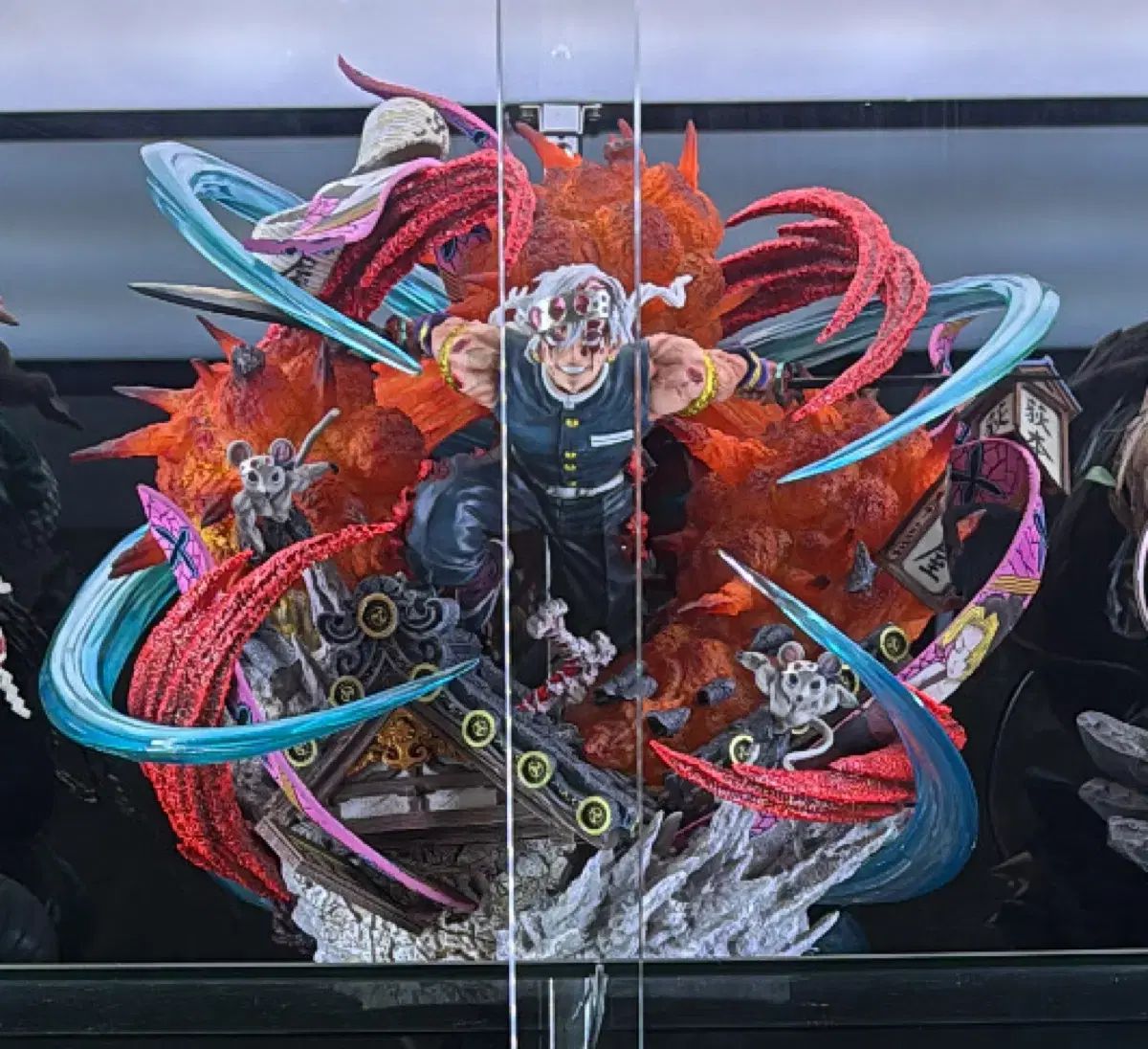 PHANTASY 宇髄天元 鬼滅の刃 レジン フィギュア ファンタジー 無限城