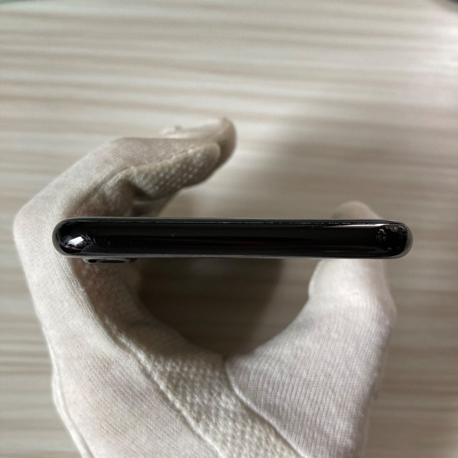 iPhone7 128GB ジェットブラック SIMフリー バッテリー84% - メルカリ