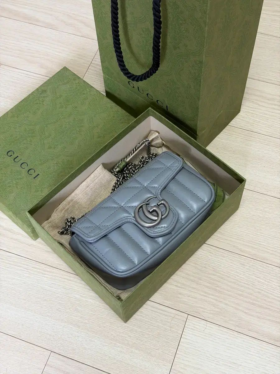 GUCCI グッチ マトラッセ SUPER ミニバック U 麻 実物